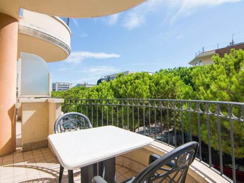 Alba Apartment | Engaging Apartment in Riccione with Balcony