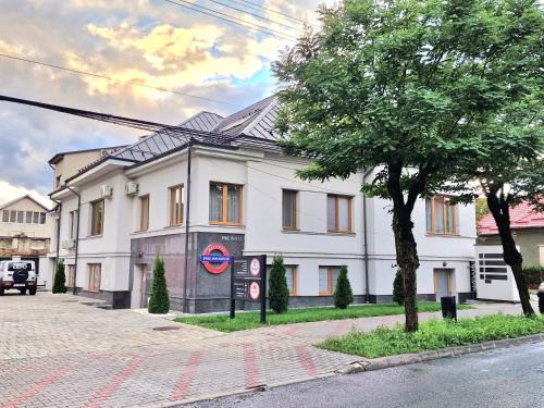 Bistrita House | English House