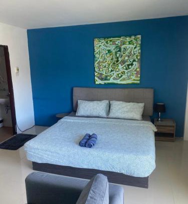 Chalong House | English owned Homestay and Yoga