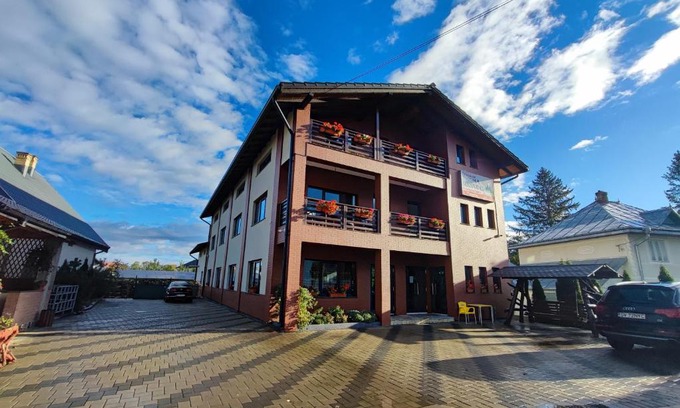 Vicovu de Jos House | ENIGMA BUCOVINEI