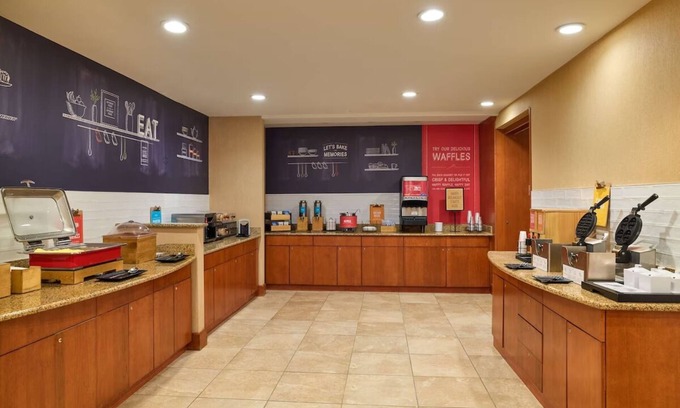 Smithfield Hotel | Enjoy a Hassle-Free Stay - Central Location, Near Colleges, Casino & Providence