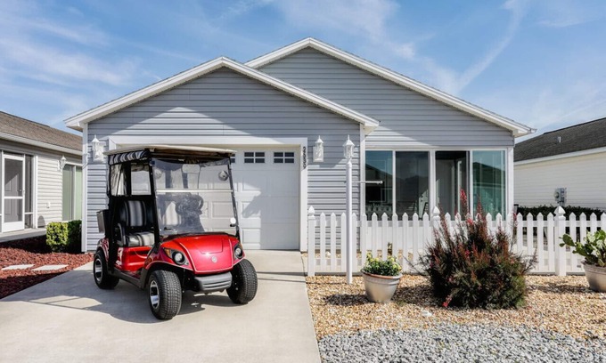 Buttonwood Villa | Enjoy a Very Centric Area of The Villages