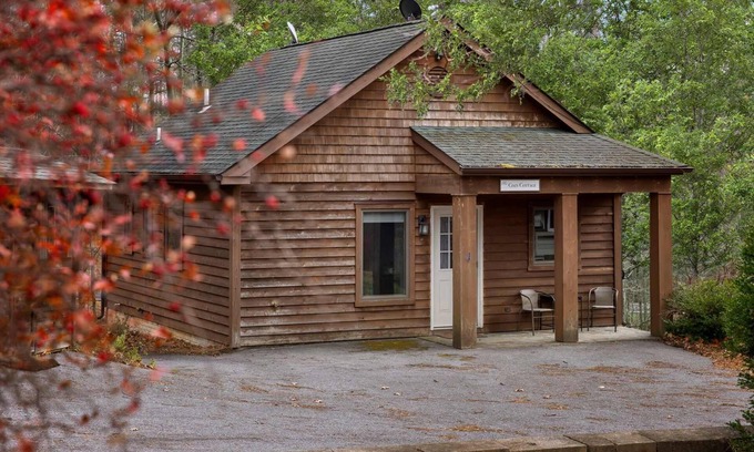 The Woods Cabin | Enjoy Mountain Views, Fire Pit, Grill, Deck & WiFi