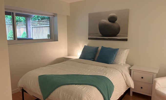 Lynn Valley House | Enjoy nature in this cozy garden suite nestled in the mountains of Lynn Valley