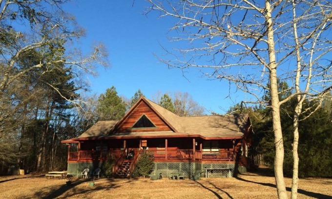 Pine Mountain House | #Enjoy our Cabin on 4 acres with a private lake on a serene woodsy setting.