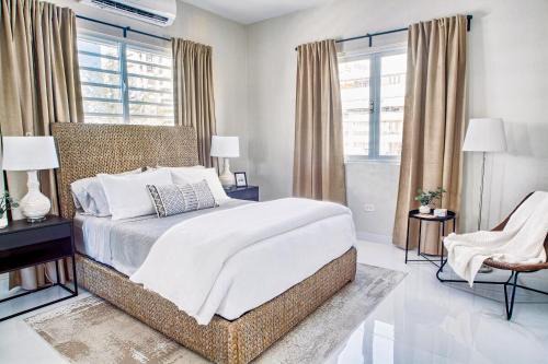Parque Apartment | Enjoy our Luxurious Penthouse in Condado!