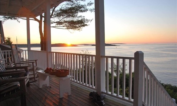 Peaks Island Cottage | Enjoy Sweeping Waterfront View, Watch Lobster Boats from Porch