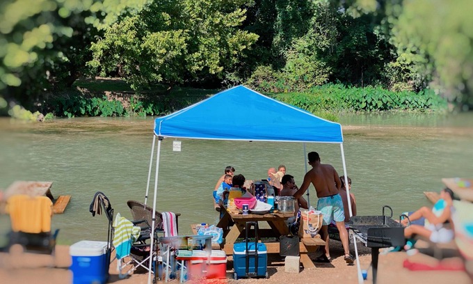 Prairie Lea Cabin | Enjoy the beautiful San Marcos River in this new, nice and comfy cabin!