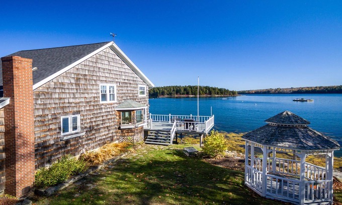 Sebascodegan Island Cottage | Enjoy the beautiful sights and sounds of one of Maine's Fishing Villages.