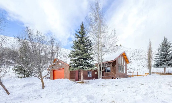 Hoback Junction House | Enjoy the Best of Wyomingnn