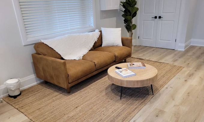 McQuesten West House | Enjoy the Biggest Tiny Home in Hamilton +free park