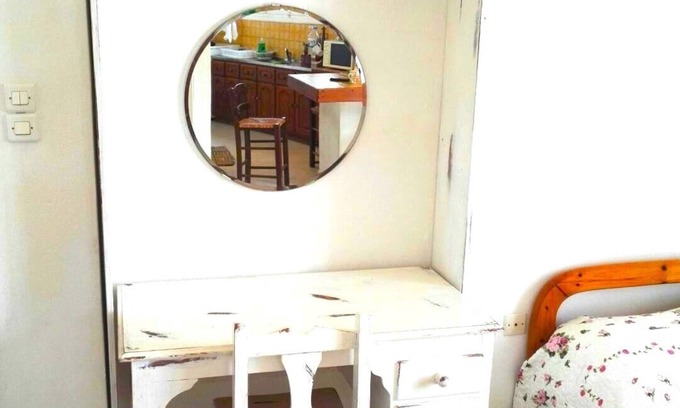 Ioulida Apartment | Enjoy the greek cycladic sunset from our balcony in Kea!