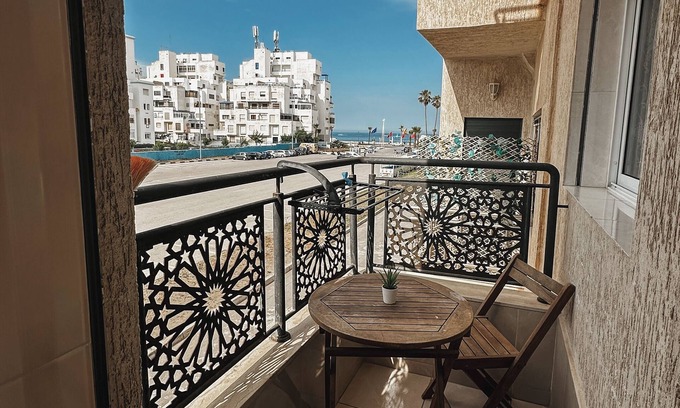Restinga Smir Apartment | Enjoy Your Vacation Here, 1 min to The Beach, Only for families !