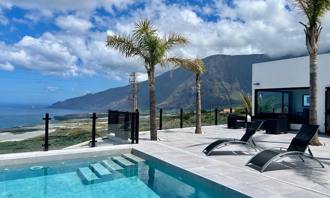 Frontera Villa | Enjoyable villa with “calma”