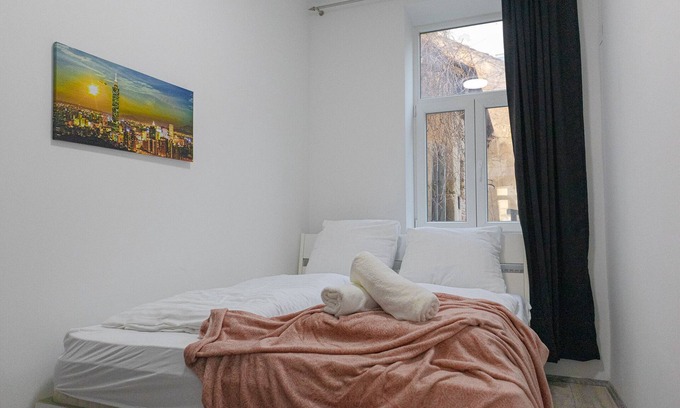 Simmering Apartment | Enkplatz U3- Affordable 5BR shared Apt.