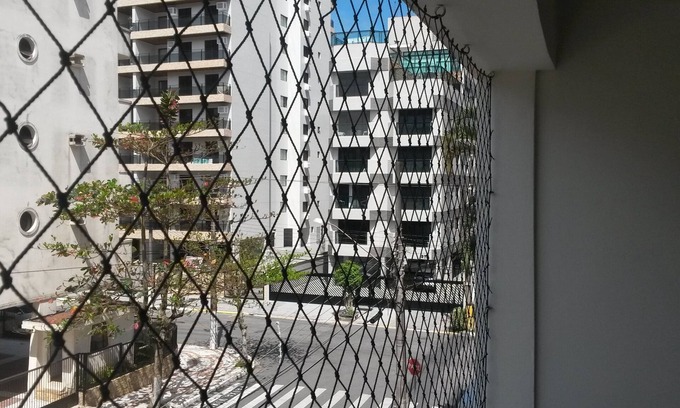 Enseada Apartment | Enseada 3 blocks from the beach, air conditioning, garage, comfort and leisure!