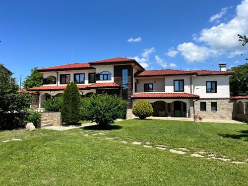 Varben Villa | Entheos