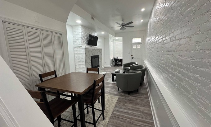Mount Vernon Square House | Entire 2 Bedroom House in NW DC