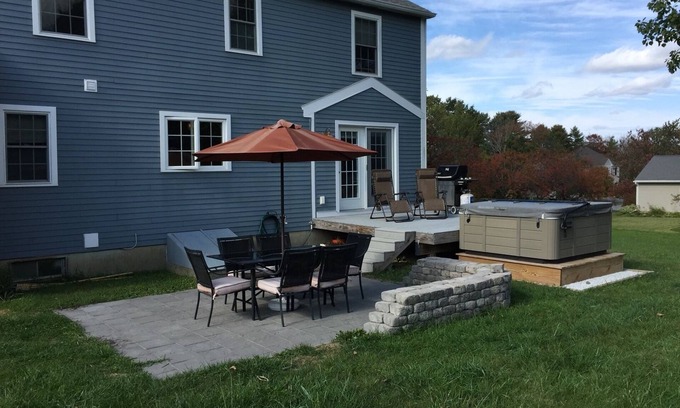 North Deering House | Entire 3 Bedroom House with Large Fenced in Backyard and Hot Tub