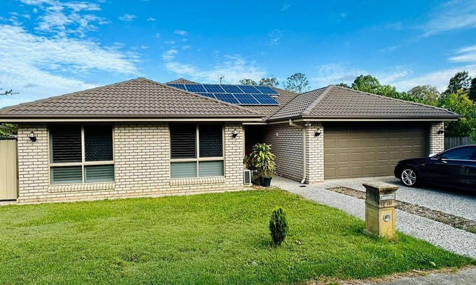 Tingalpa House | Entire 4BR House in Tingalpa