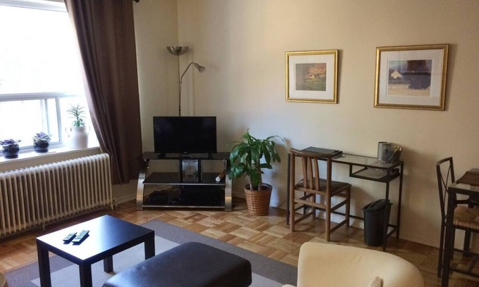 Long Branch Apartment | Entire apartment - Lakeshore West