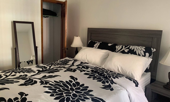 Villeray Apartment | Entire apartment, very nice and freshly renewed is located at the second floor.
