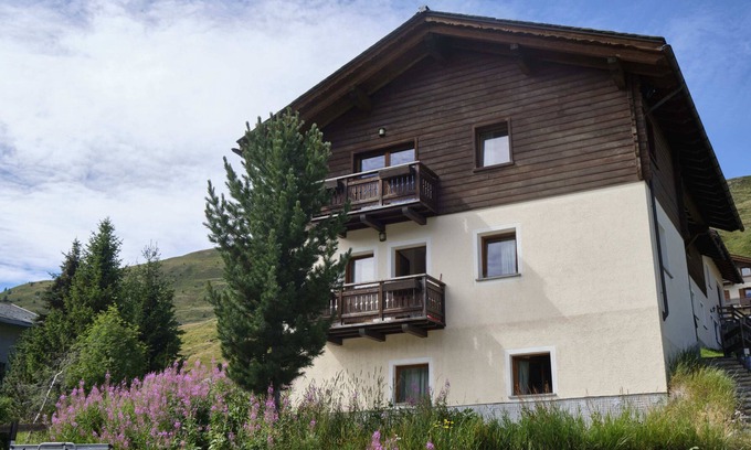 Sant'Anna Ski Chalet | Entire Chalet in Majestic Ski Area of Livigno