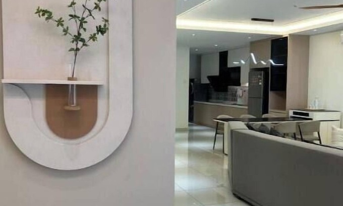 Central District House | Entire Cozy Home @ Sutera Mall/Paradign Mall 10pax