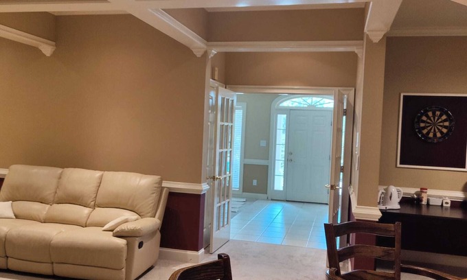 Peachtree City House | Entire guest suite in Peachtree City, Georgia