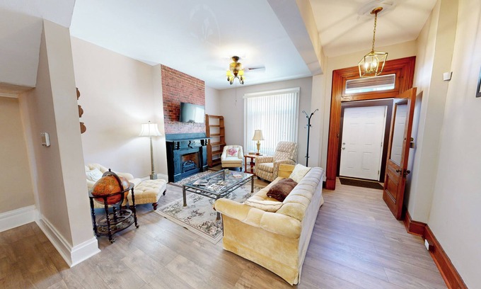 Lawrenceville House | ENTIRE Home Close To Events - Kid Friendly - Designated Pet Area - Private Patio