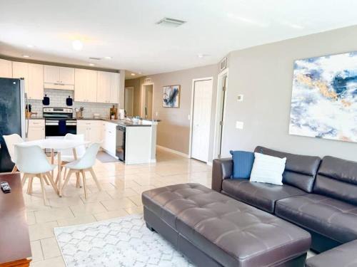 Dade City House | Entire Home in Dade City!