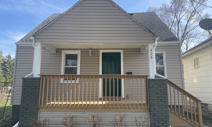 Hazel Park House | Entire House for Rent