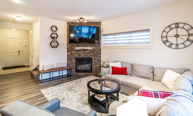Northwest Edmonton House | Entire House! King bed. Double Garage. Close to Henday Hwy.