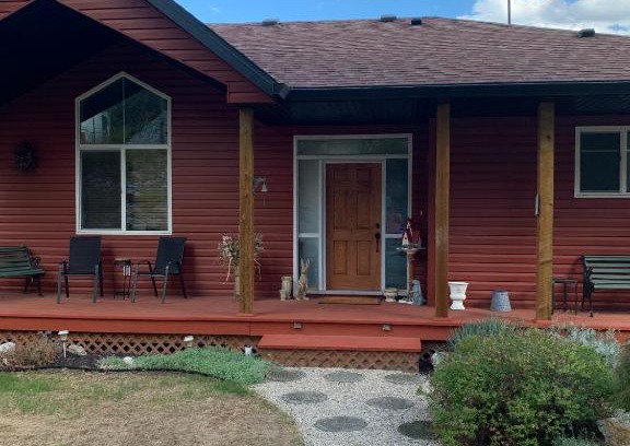 Westshore Estates House | Entire house ,Lake View Cottage ,sleeps 8