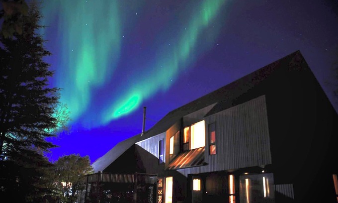 Yellowknife House | Entire house/Spacious-5 Bedrooms