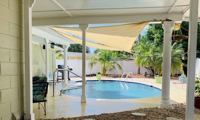 Pinellas Park House | Entire house w/pool close to beaches, downtown and airports