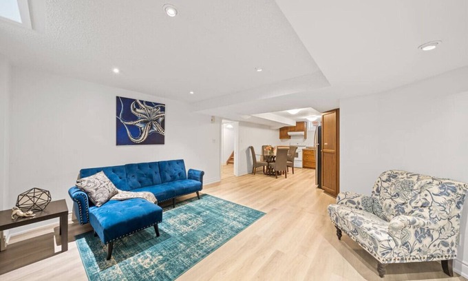 Richmond Hill House | Entire one bedroom apartment in Richmond hill