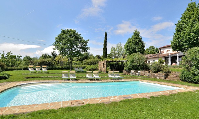 Vicchio Villa | Entire private villa with swimming pool near Florence