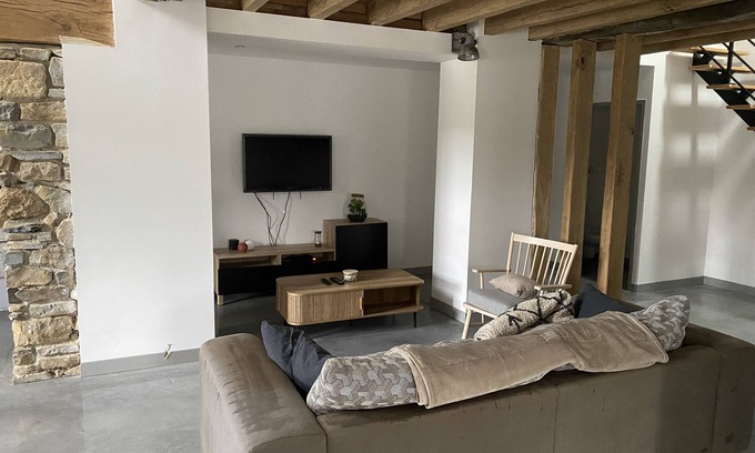 Saint-Pee-sur-Nivelle House | Entre Terre et Mer, Vieille Ferme Renovée