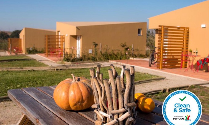 Amoreira House | Entre Vinhas & Mar