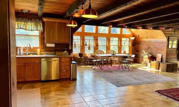 Canaan Valley House | ~Epic Pond View - Hike, Cross County Ski, Explore!nn