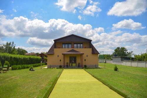 Bozhichen House | Erida Guest House - къща за гости до Русе