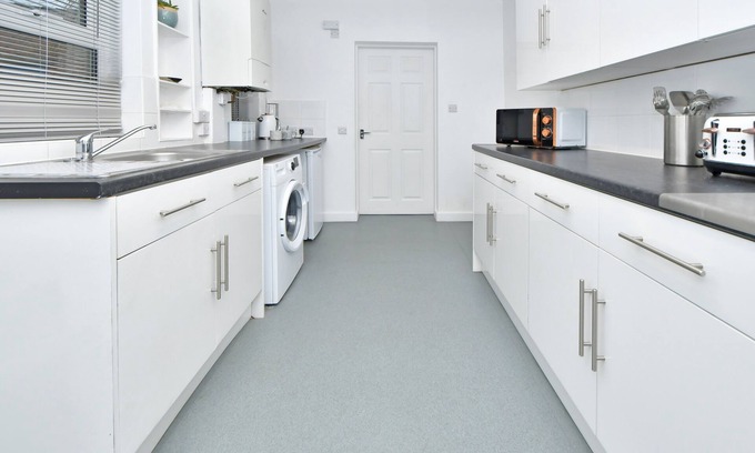 Crewe Apartment | Ernest House - By Sigma Stays