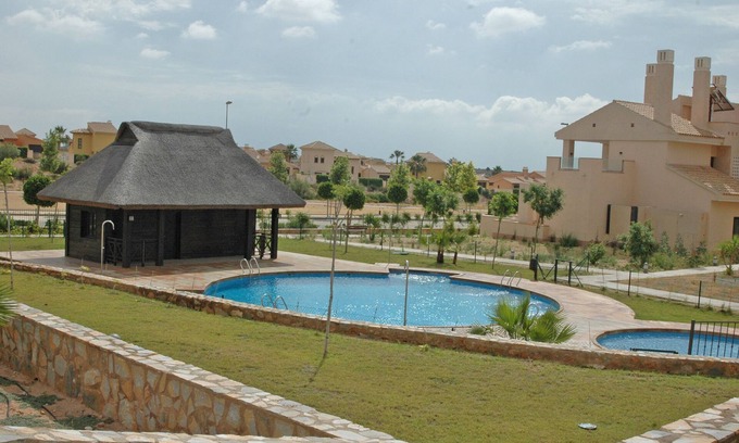 Corverica Apartment | Luxury 2 bed apartment Oasis with splash & community pool