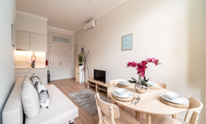 Braga Apartment | Escadaria 21 Apartment by House and People
