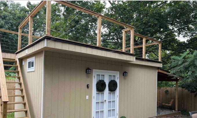 Northeast Yonkers Cabin | "Escape the City Bustle: Tranquil Cabin Retreat Just Outside NYC"