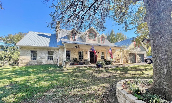 Bastrop Other | Escape to a gated estate!