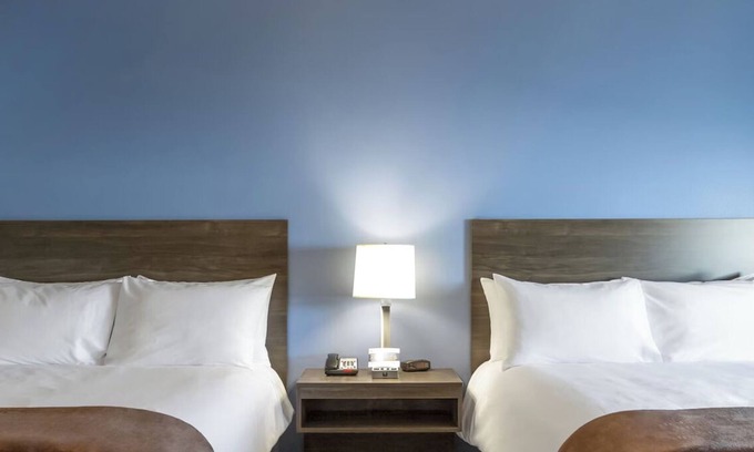 Sundance House | Escape to Buckeye for a Pet-Friendly Getaway w/Free Parking & Kitchen!
