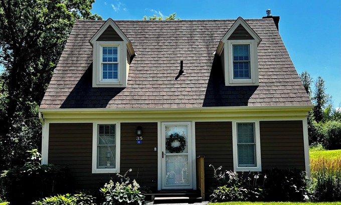 The Galena Territory House | ESCAPE to Galena! 🌟Serenity Woods is your PREMIER, relaxing getaway!