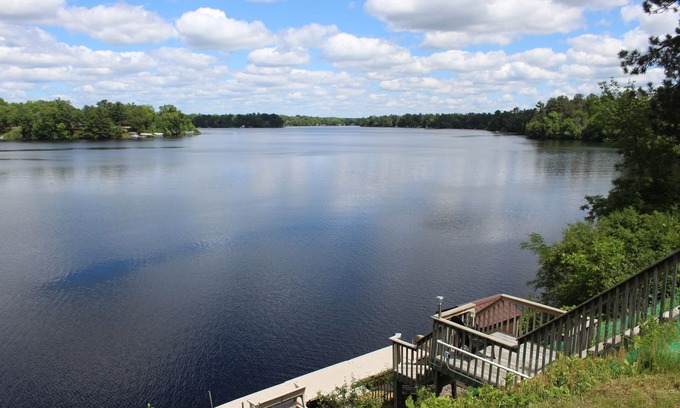 Lake Wissota House | Escape to Lake Life